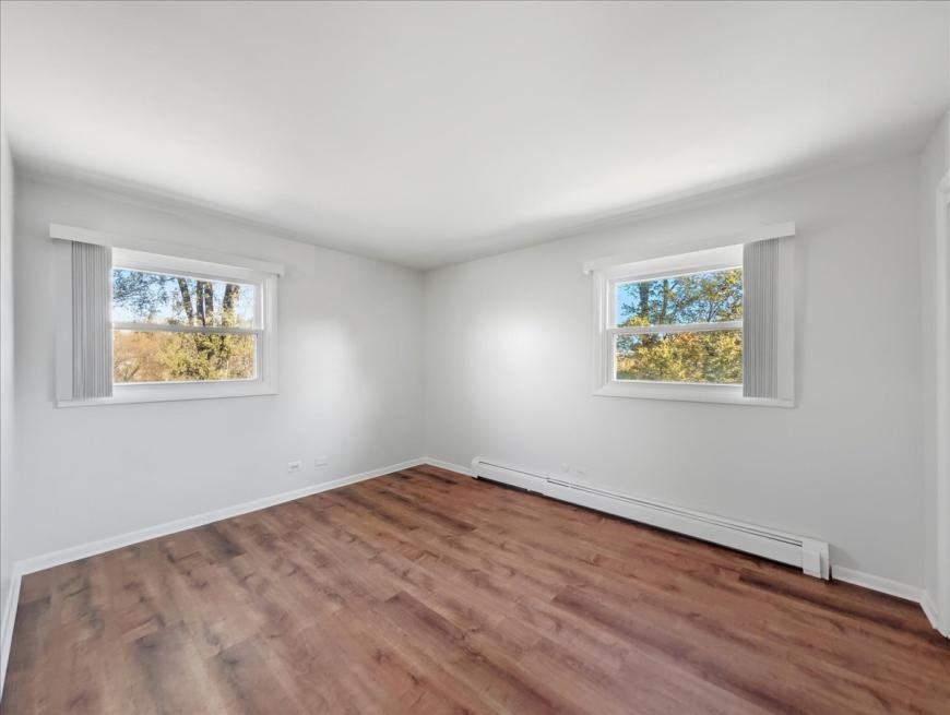 126 W Washington St - Photo 2 of 10