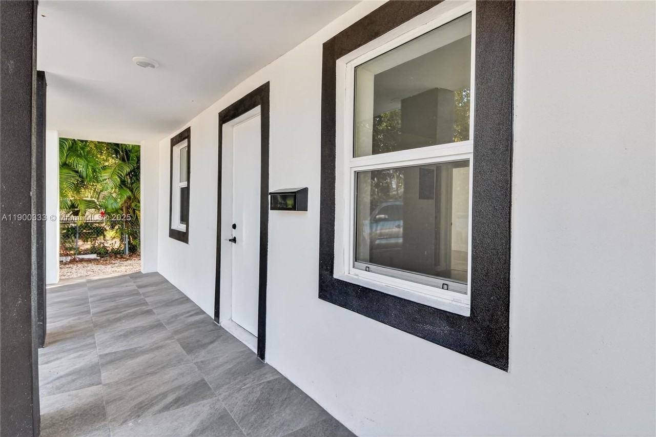 428 Nw 97th St #0 - Photo 3 of 43