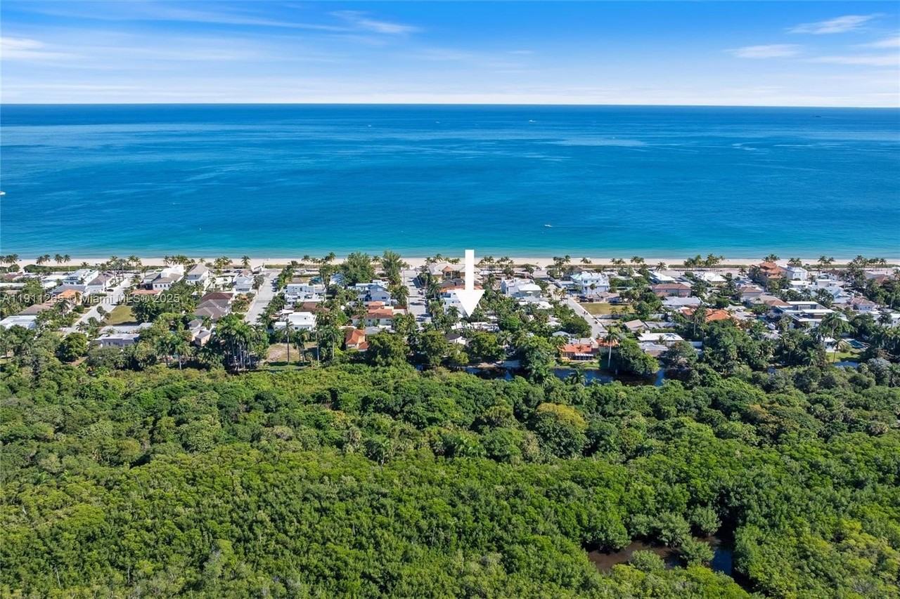 3308 Ne 16th Pl - Photo 4 of 31