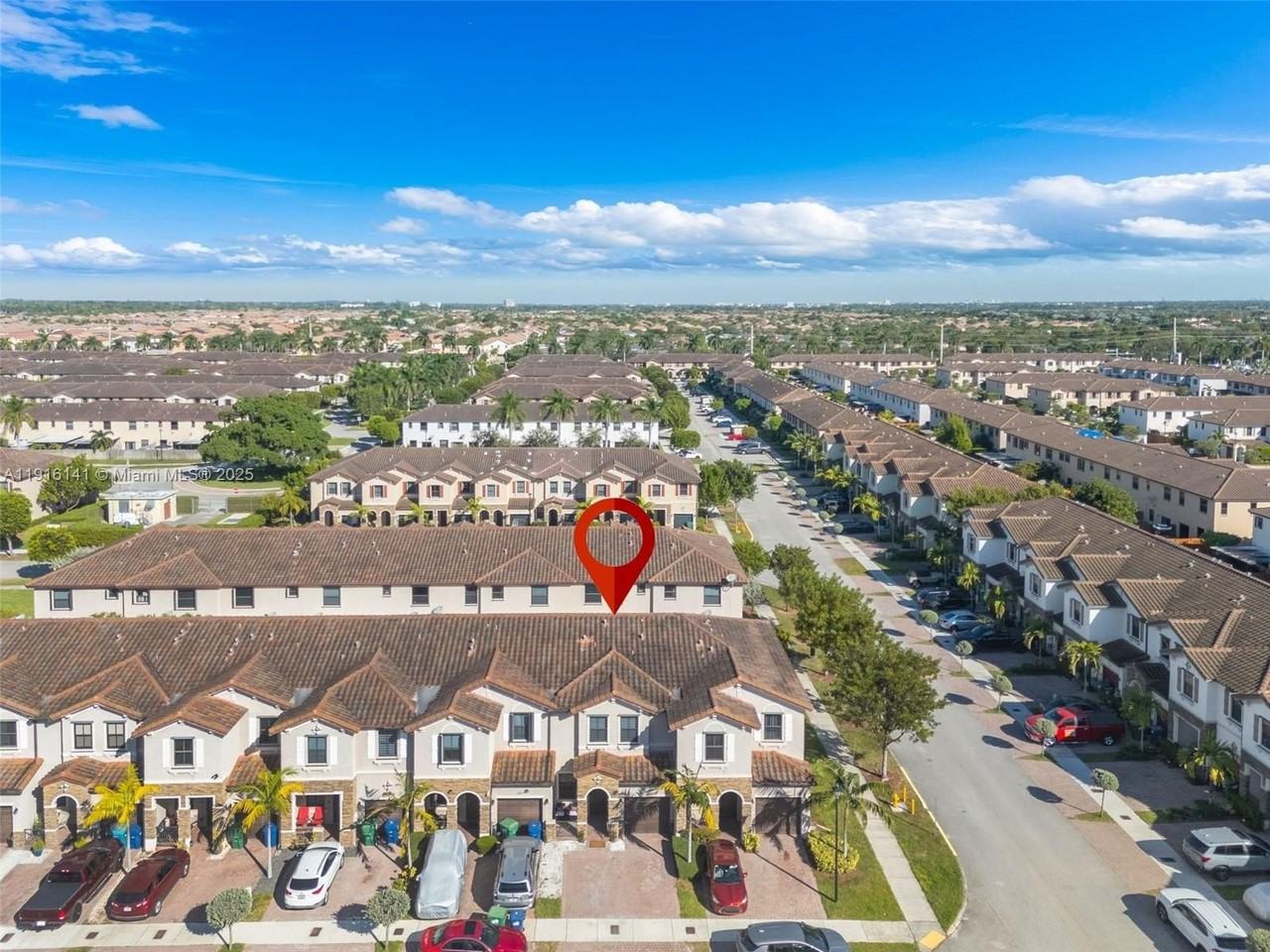 11413 Sw 252nd St - Photo 3 of 40