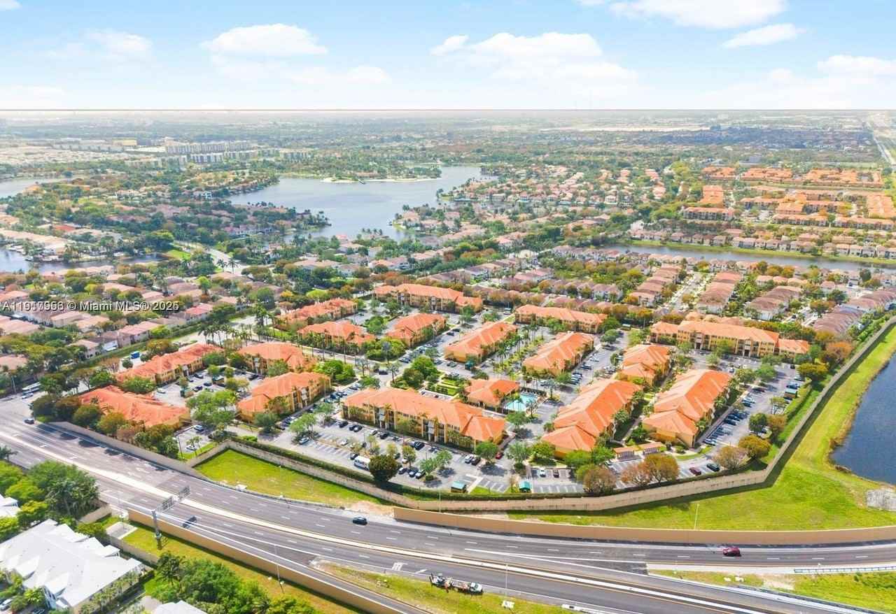 7300 Northwest 114th Avenue #305-6