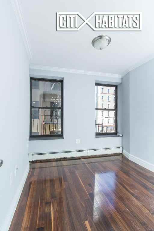 Ridge St #3R - Photo 2 of 5