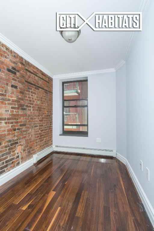 Ridge St #3R - Photo 3 of 5