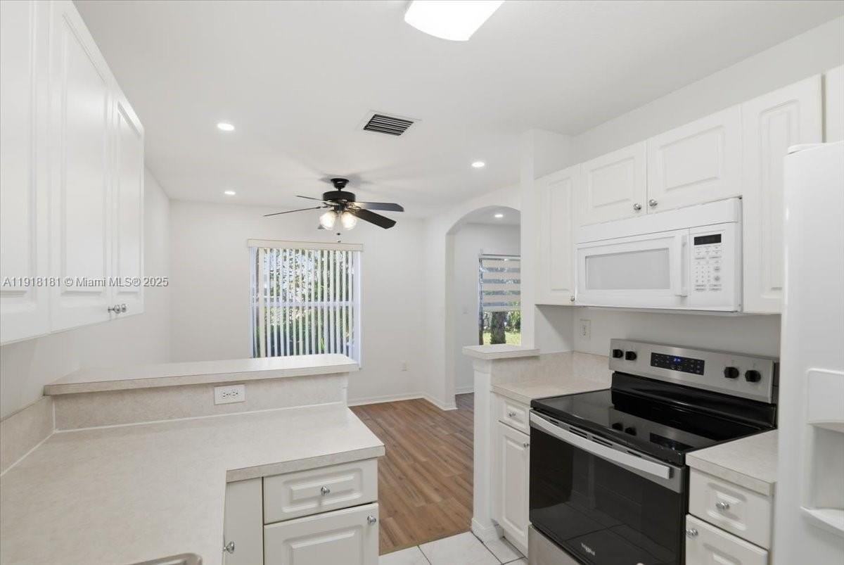 2247 Nw 171st Ter #2247 - Photo 5 of 29