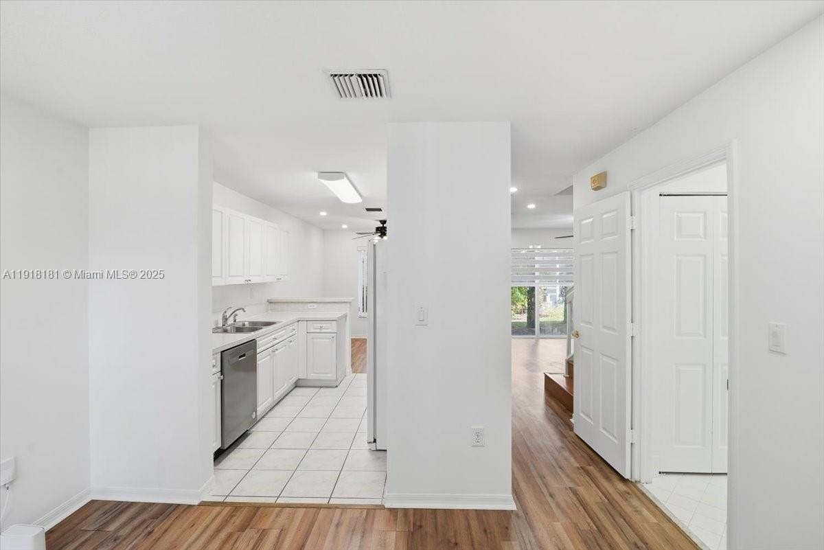 2247 Nw 171st Ter #2247 - Photo 6 of 29