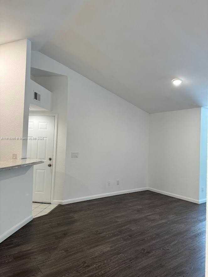 12430 Vista Isles Dr #1325 - Photo 3 of 35