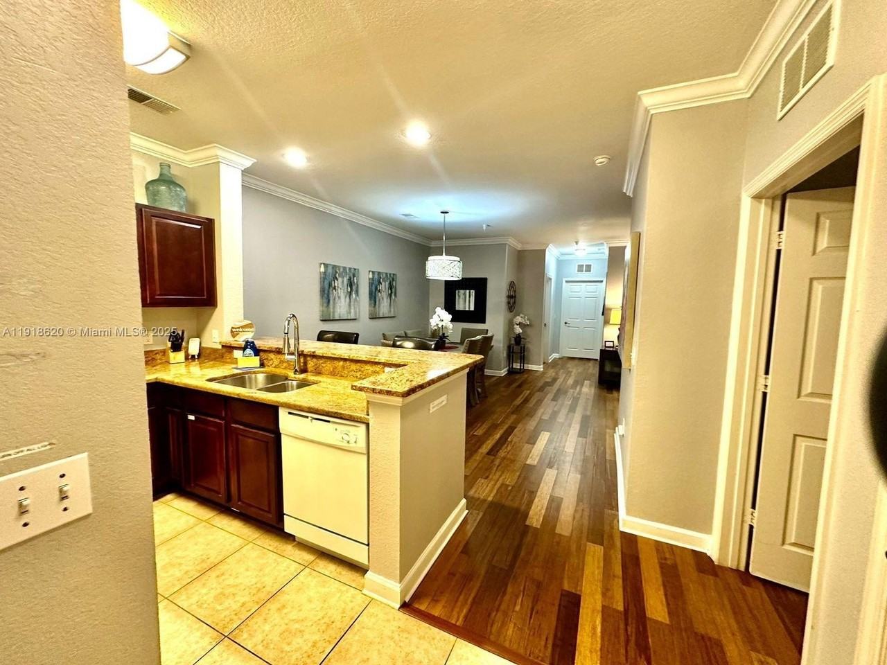 1301 Tuscan Ter #9308 - Photo 6 of 50