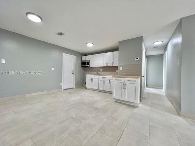 1436 Nw 24th Ter - Photo 4 of 22