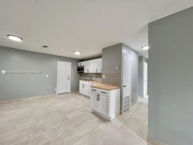 1436 Nw 24th Ter - Photo 5 of 22