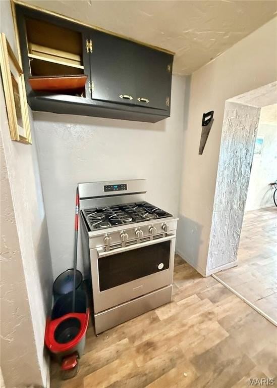 402 North 1st Street - Photo 4 of 6