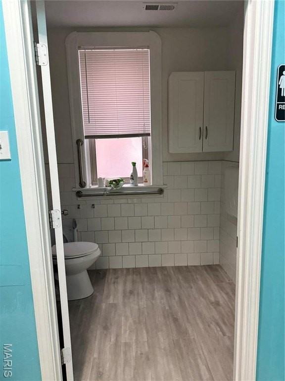 3467 S Grand Blvd - Photo 4 of 6