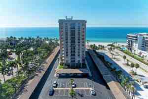 featured image of 1212 Ben Franklin Drive #208