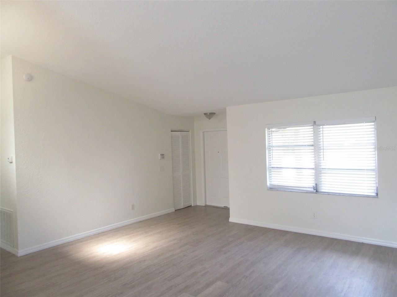 27289 Porto Nacional Dr - Photo 3 of 25