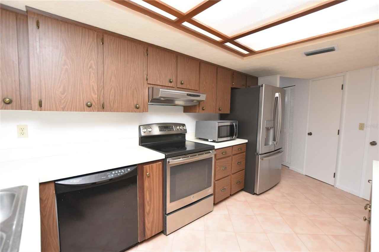 4653 San Paulo Ct - Photo 4 of 46