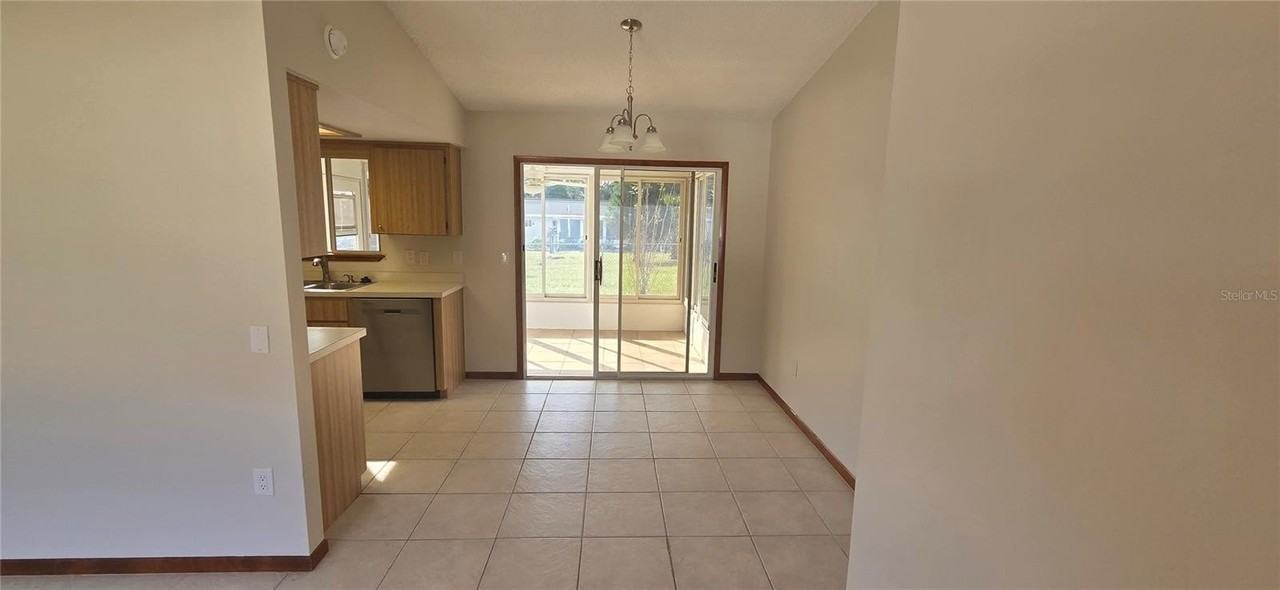 8246 Sw 105th Pl - Photo 2 of 14