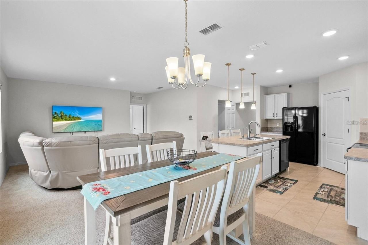 1872 Rustic Falls Drive - Photo 5 of 26