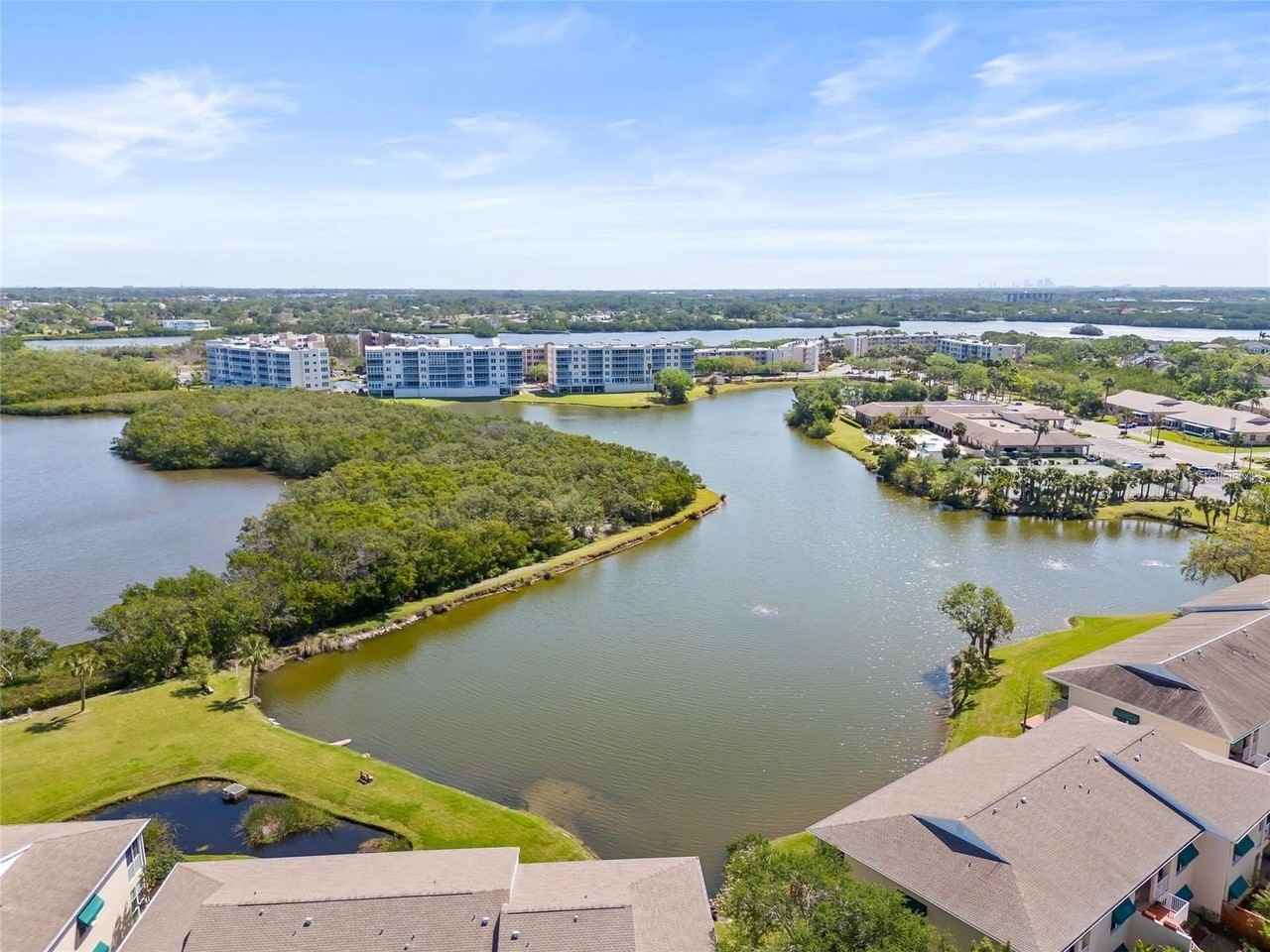 10032 65th Ave N #24 - Photo 2 of 50