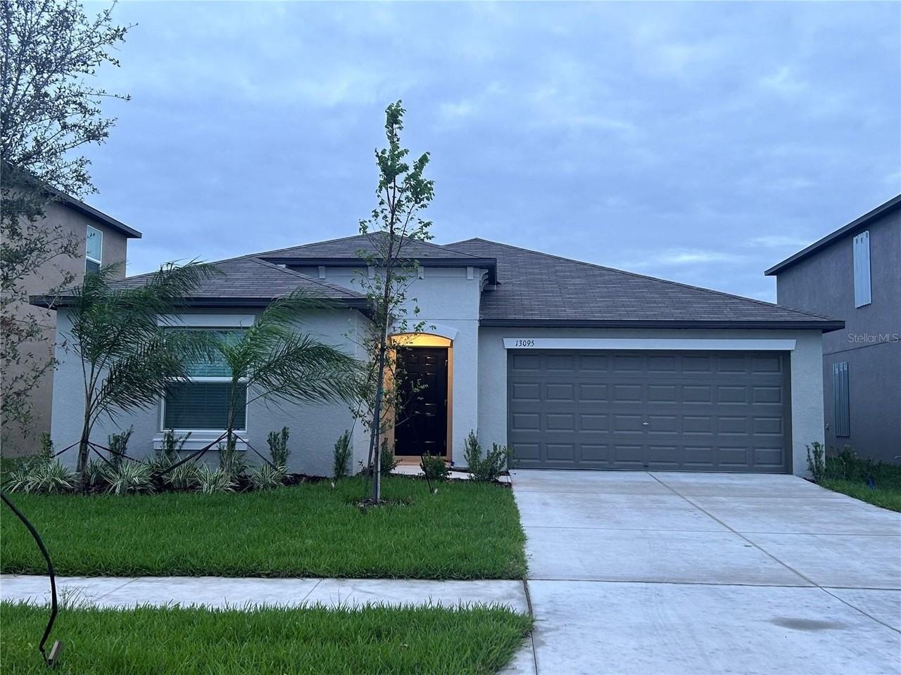 13095 Calcite Blue Ave - Photo 3 of 28