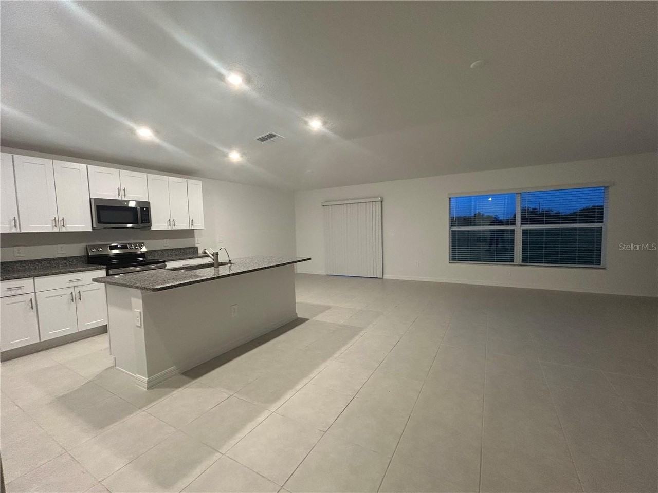 13095 Calcite Blue Ave - Photo 5 of 28