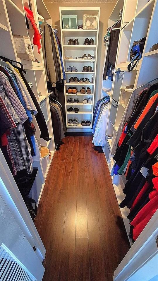 2611 Bayshore Blvd #806 - Photo 6 of 35