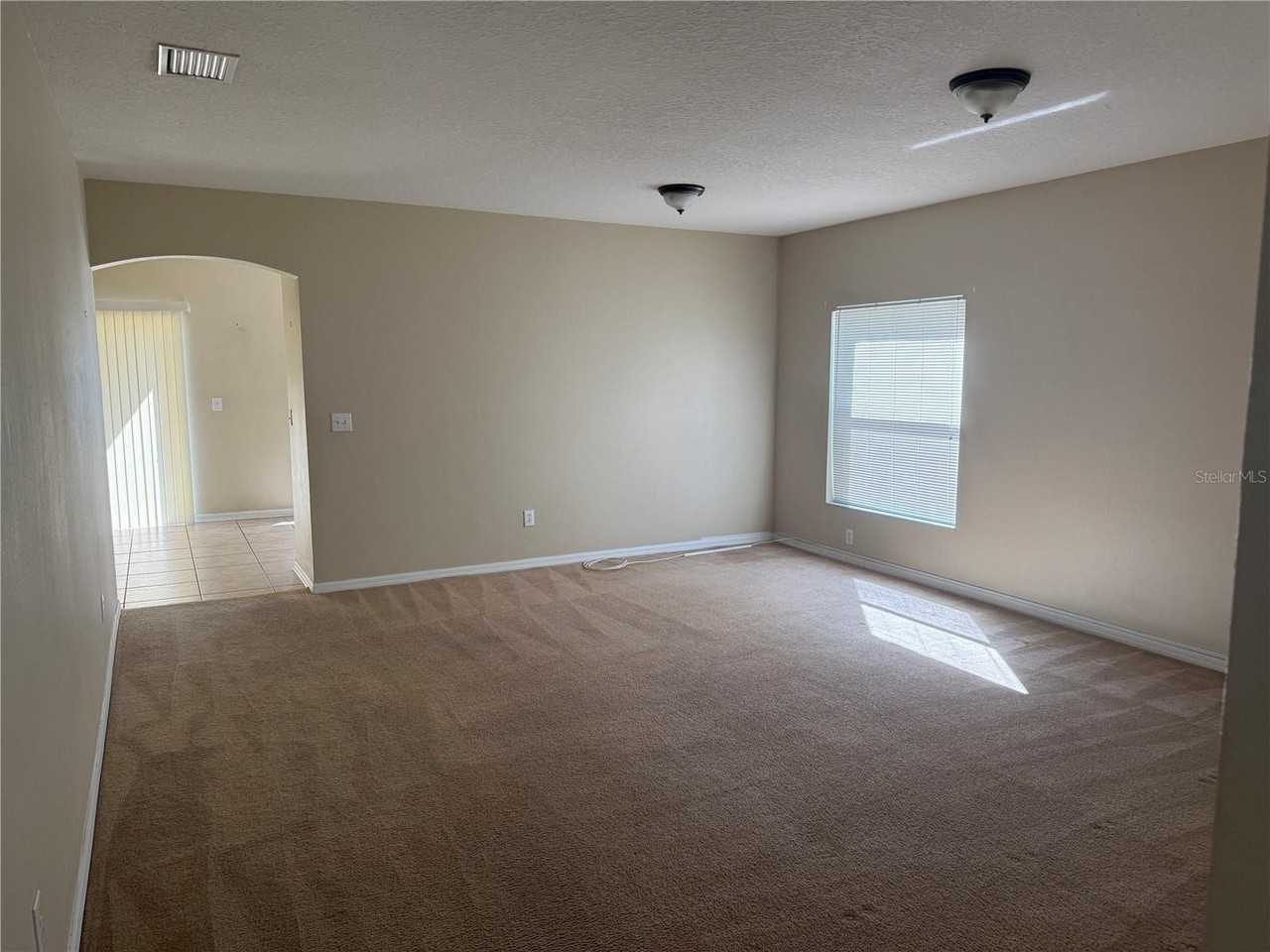 6509 Bridgecrest Dr - Photo 2 of 15