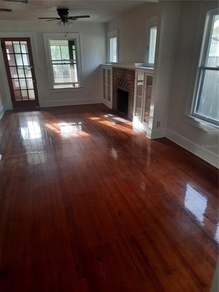 1182 8th St N - Photo 2 of 13