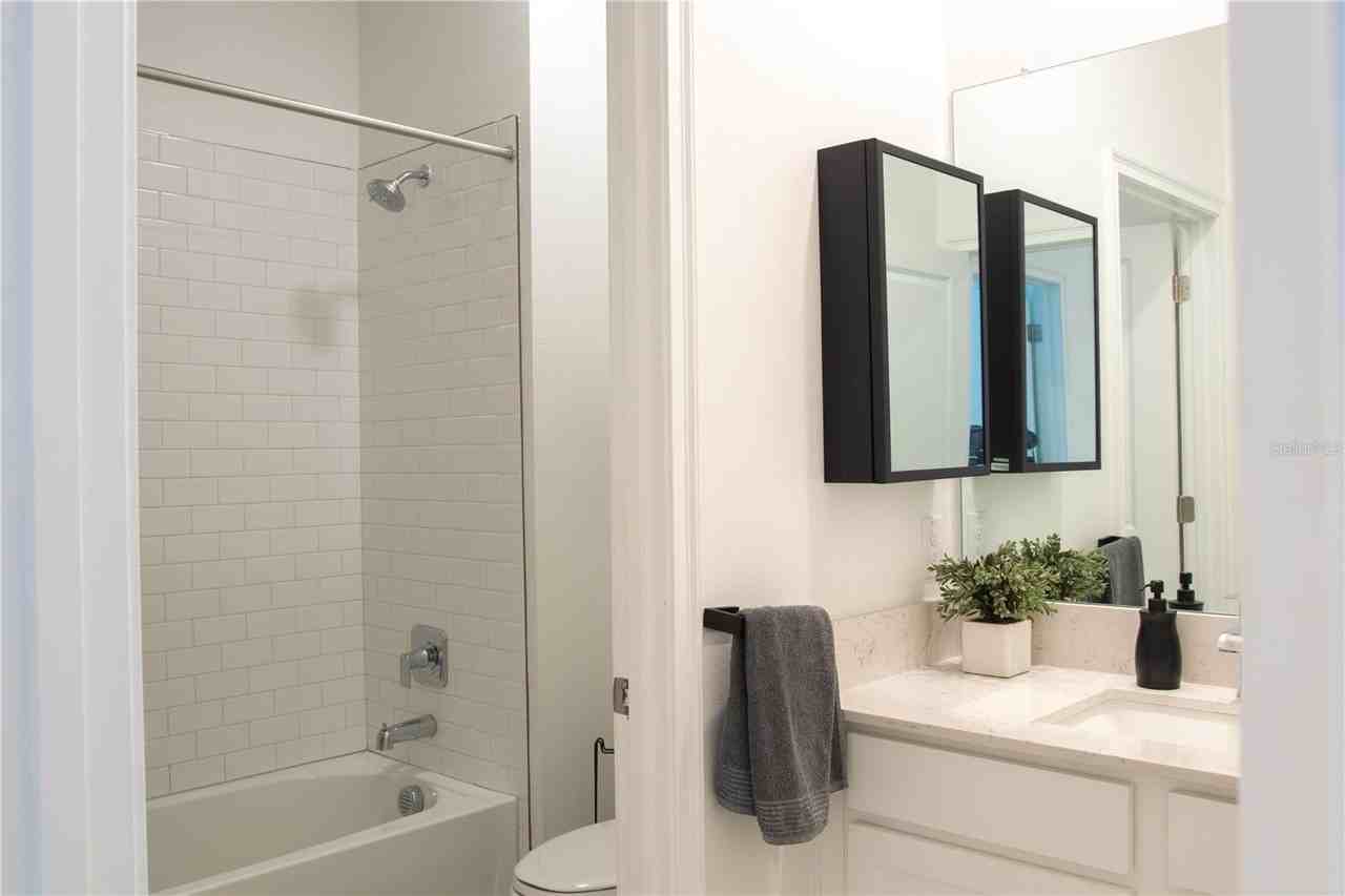 10125 Campanula Ct - Photo 4 of 25