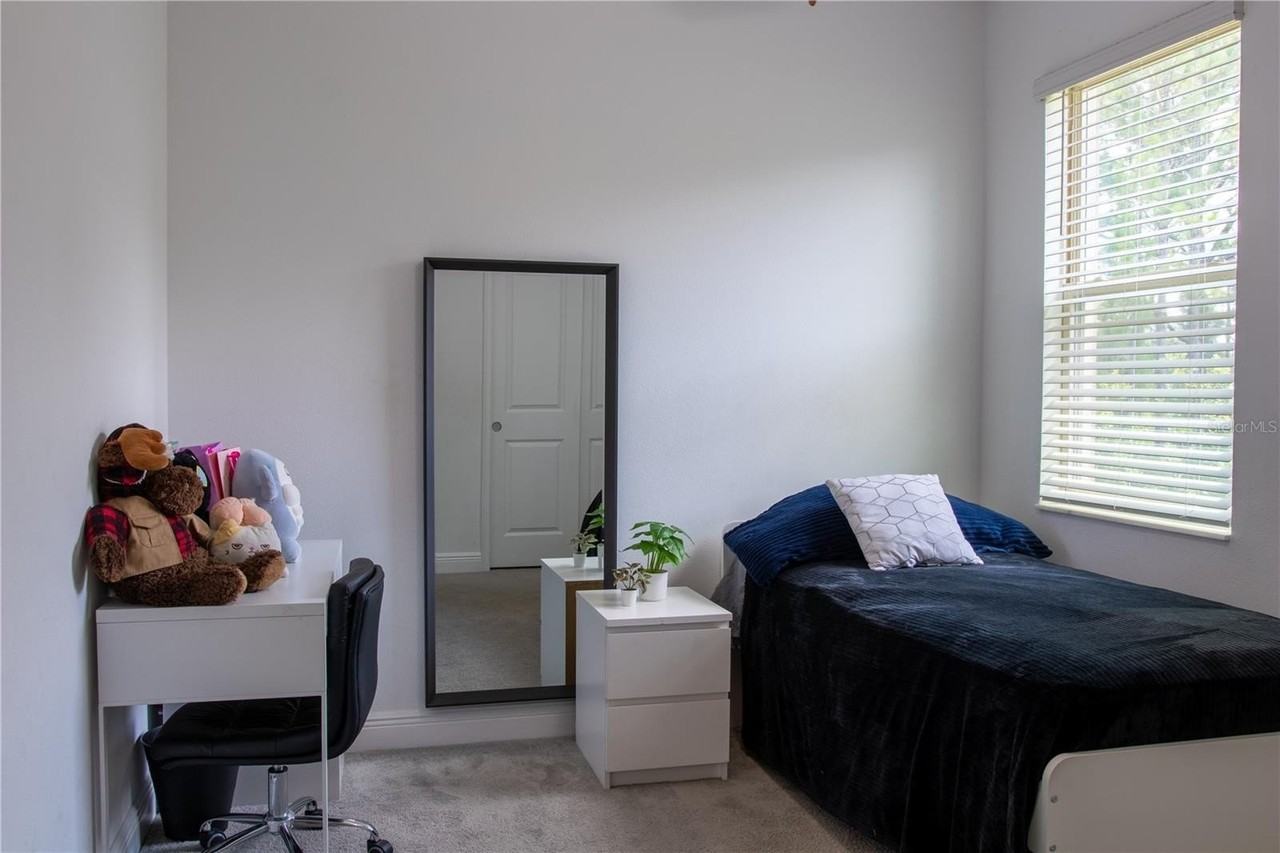 10125 Campanula Ct - Photo 5 of 25