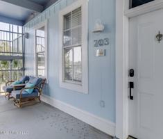 featured image of 699 Dunbar Ave Apt 203