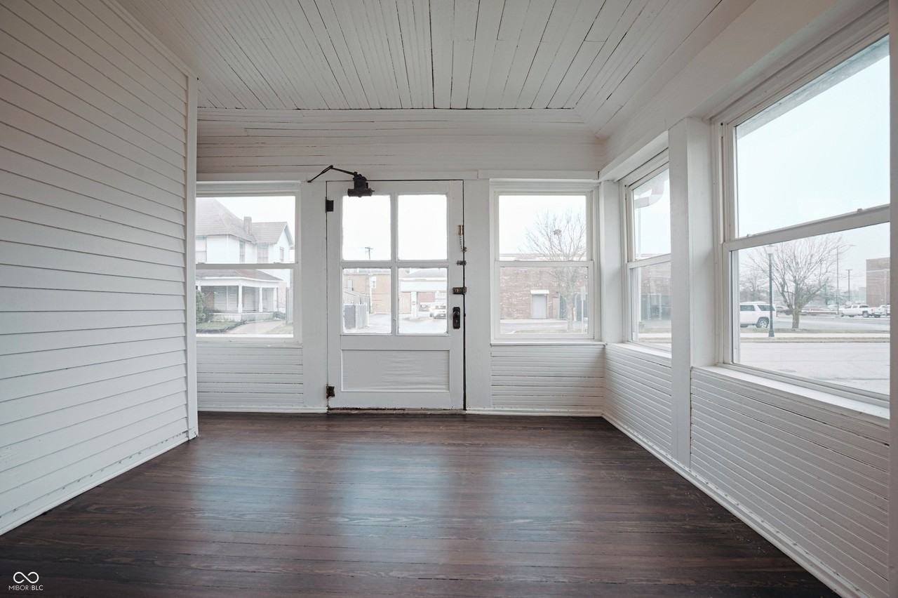 217 S Meridian St - Photo 5 of 28