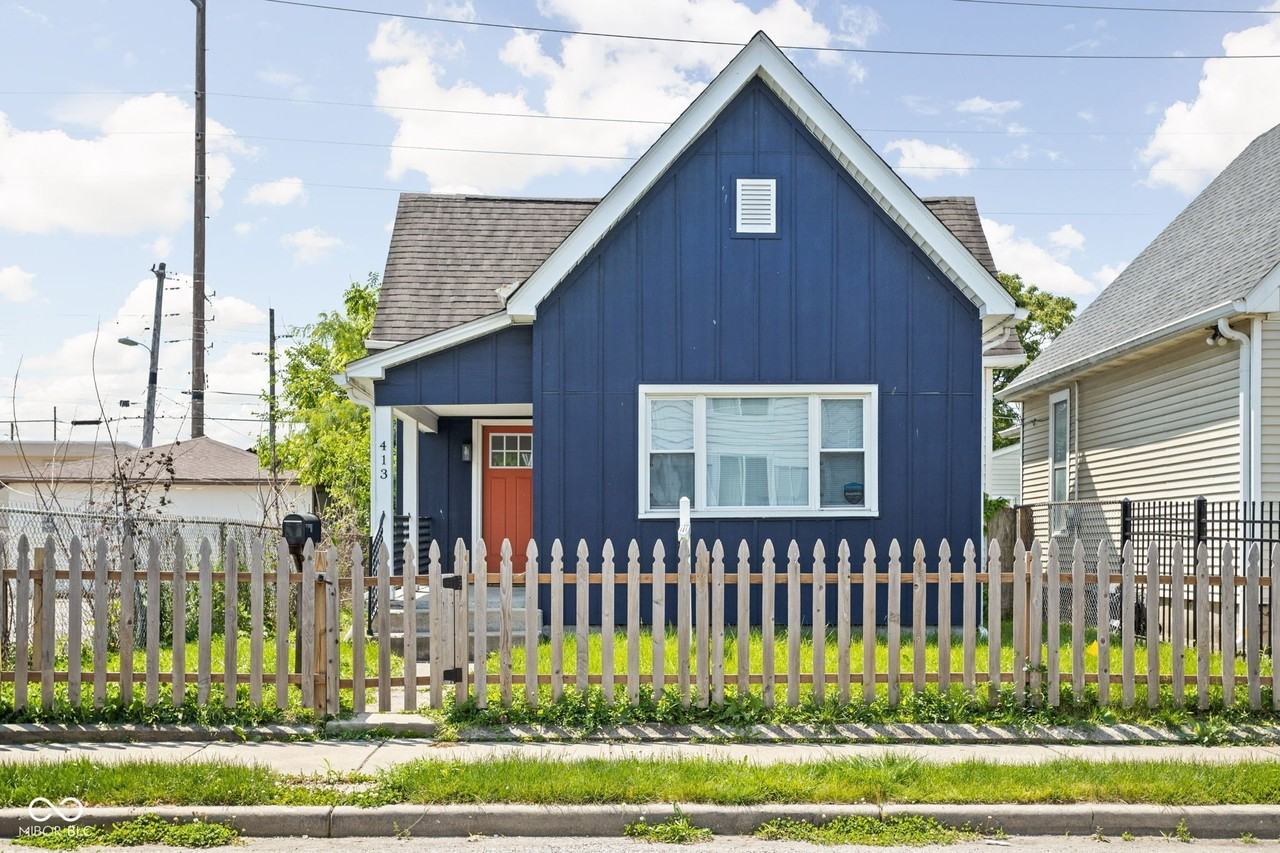 413 E Caven St - Photo 2 of 30