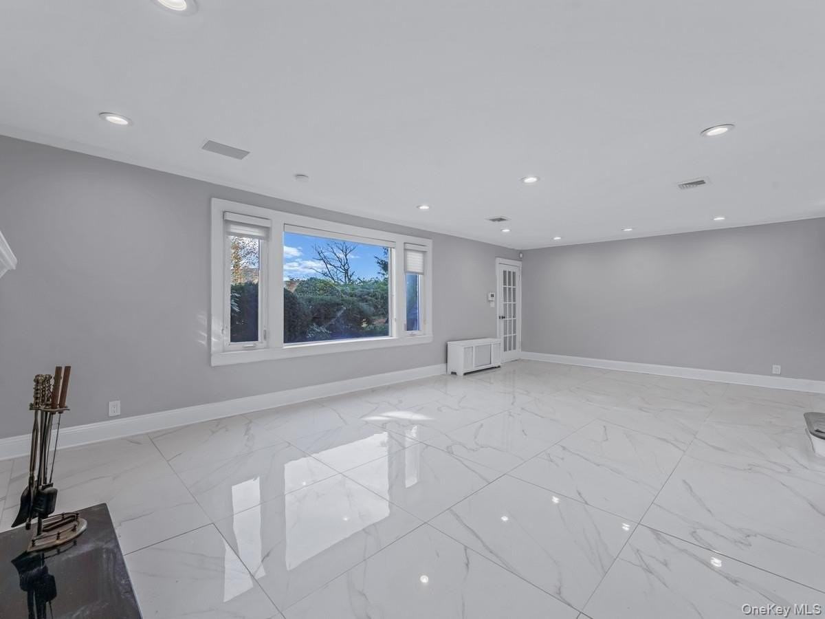 14 Nirvana Ave - Photo 3 of 12