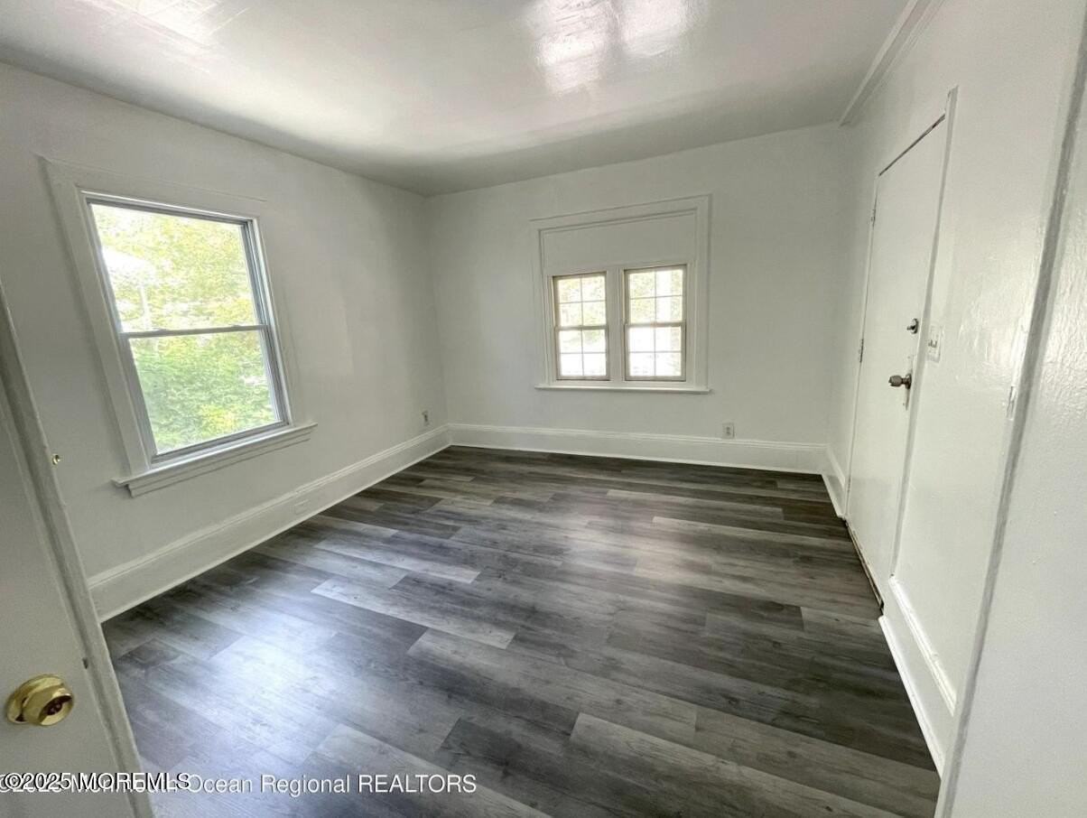 1027 Monroe Avenue #1stFL - Photo 2 of 10