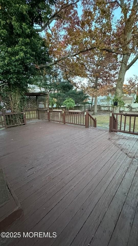 343 Clifton Ave - Photo 5 of 19