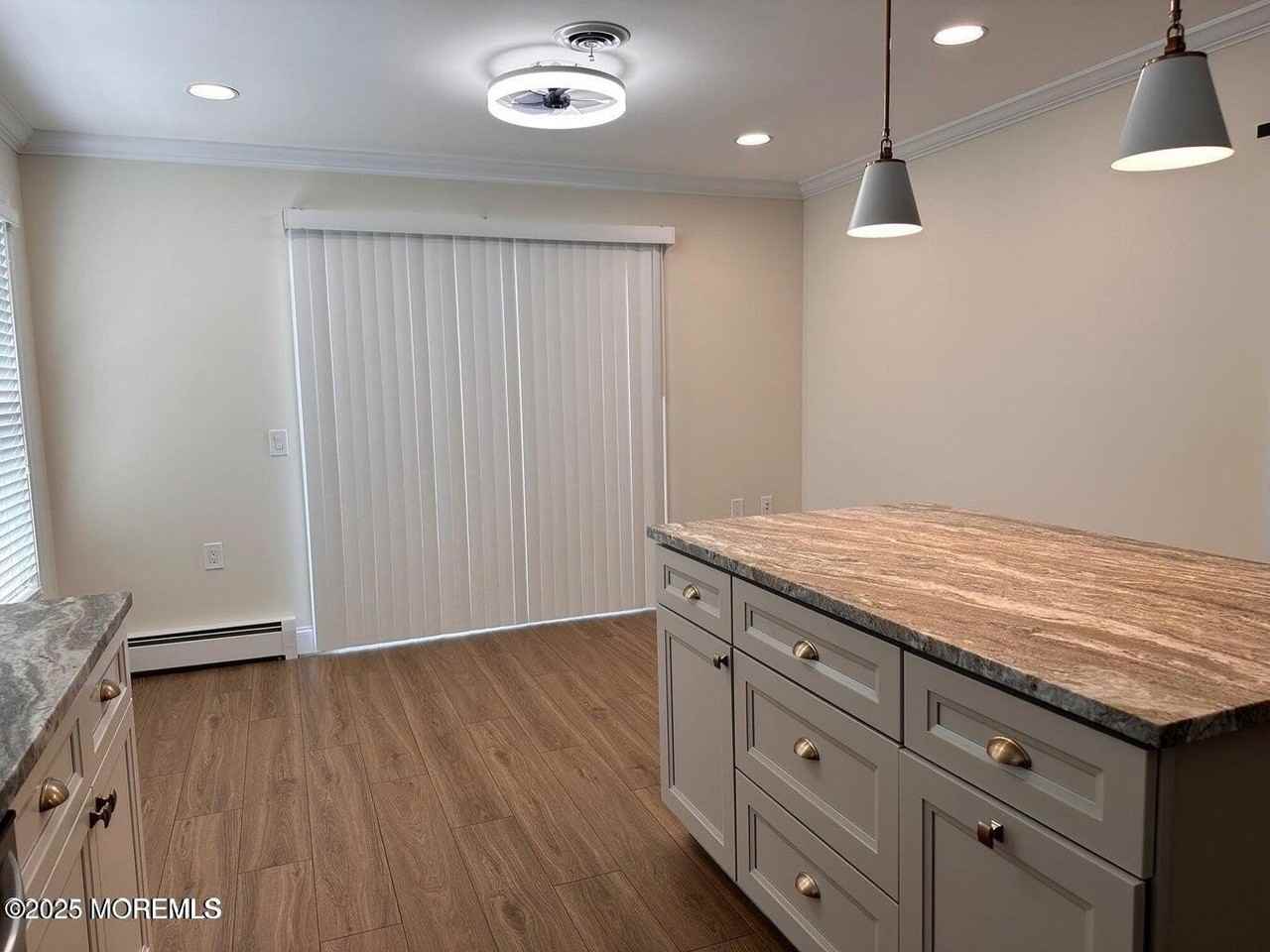 7 Carlsbad Dr - Photo 6 of 14