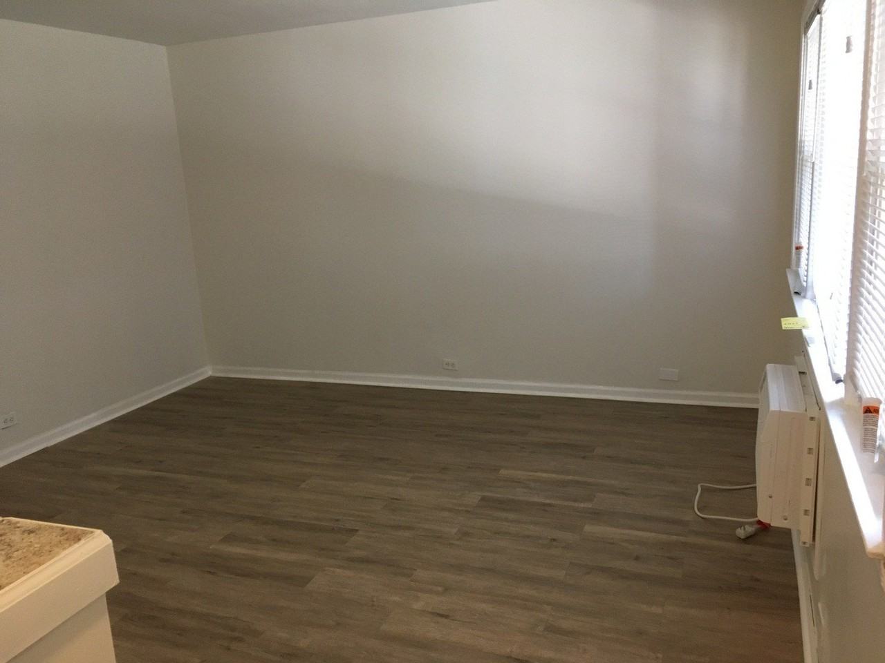 4313 South Harlem Avenue #3 - Photo 4 of 8