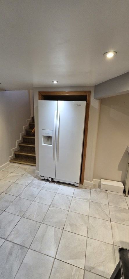 5135 West Roscoe Street #B - Photo 6 of 13