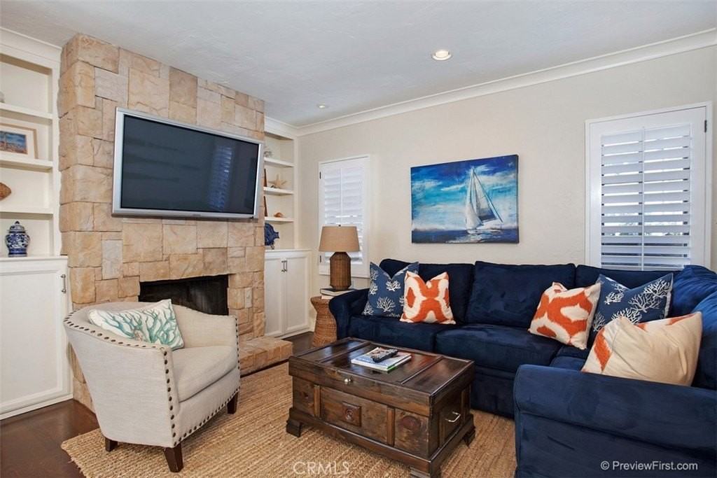 441 Carnation Ave - Photo 6 of 25