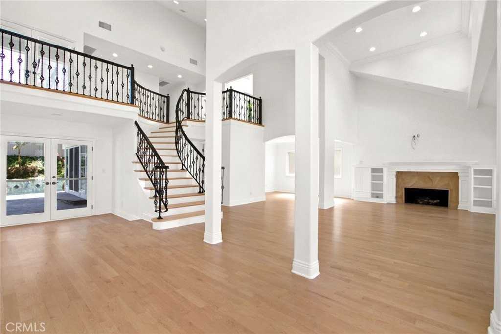 2021 Port Bristol Cir - Photo 2 of 16