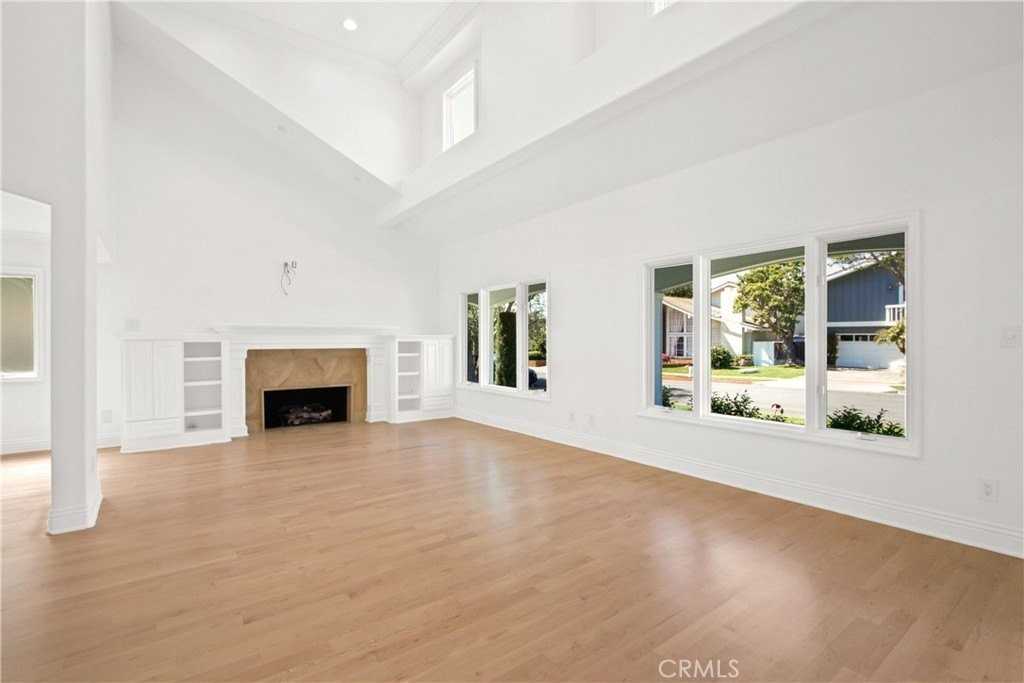 2021 Port Bristol Cir - Photo 3 of 16