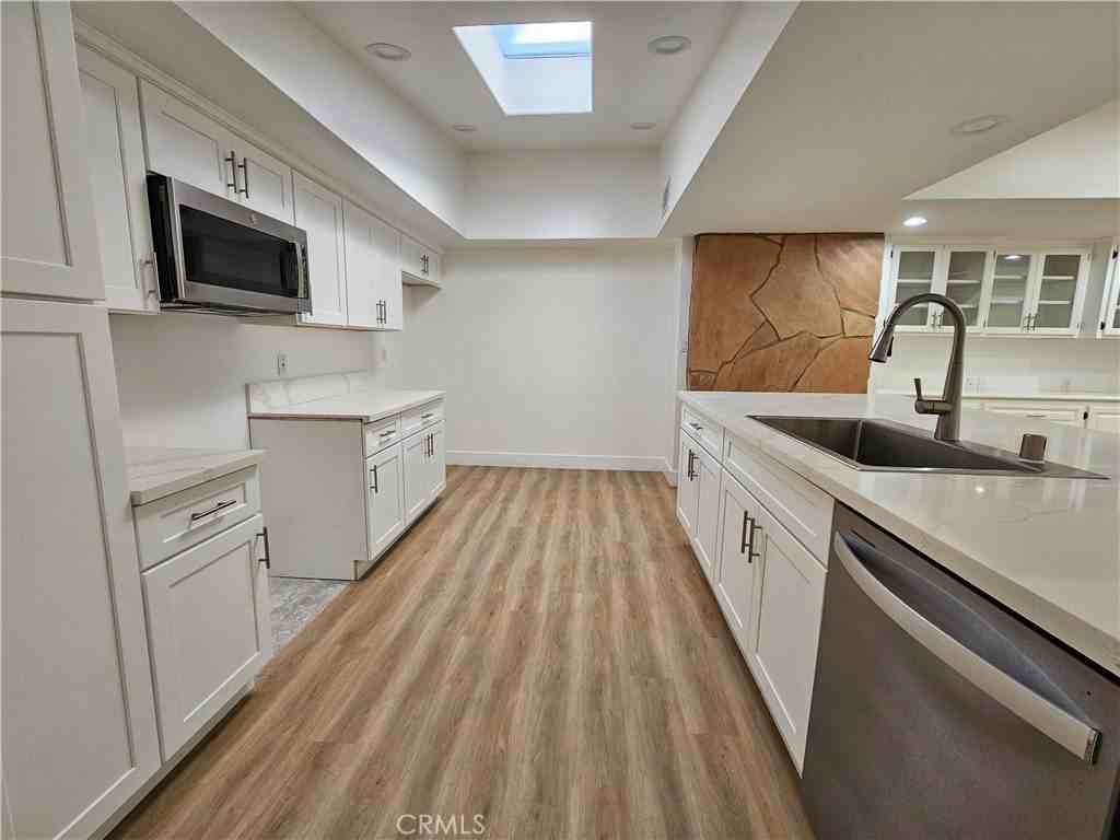 292 Villanova Rd - Photo 2 of 19