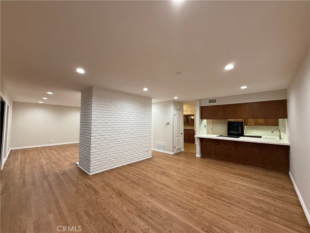 1825 Valleta Dr - Photo 5 of 20