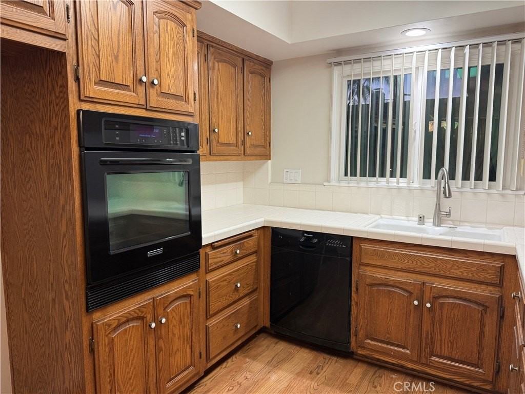 1825 Valleta Dr - Photo 6 of 20