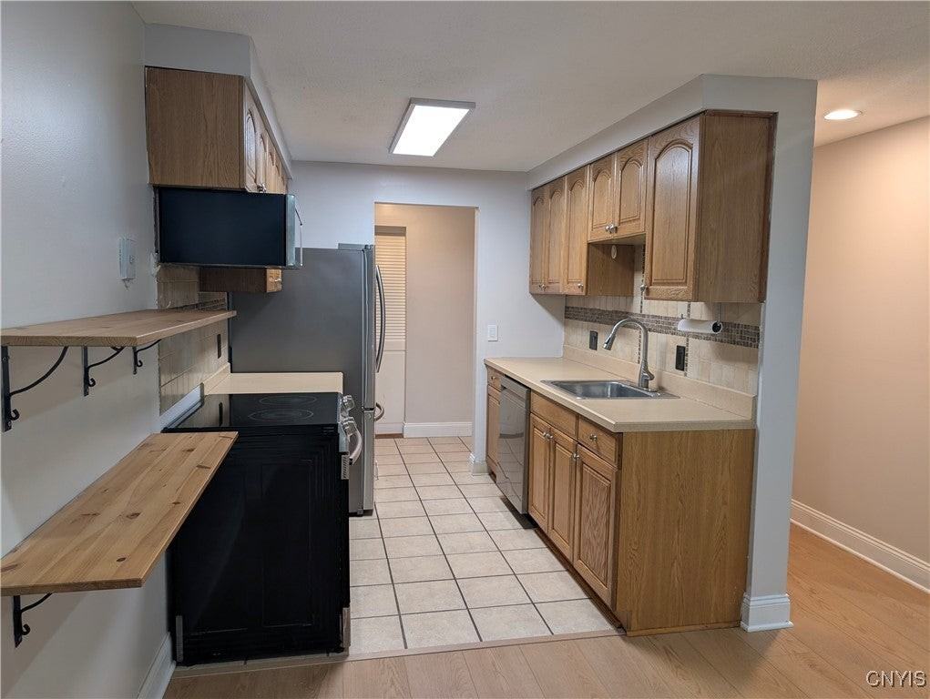 273 Watertree Drive - Photo 3 of 21