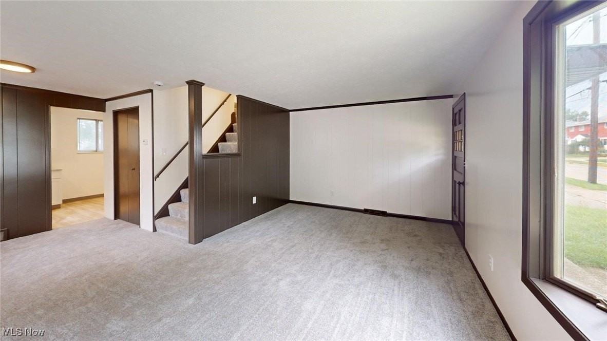 4307 West 152nd Street - Photo 4 of 12