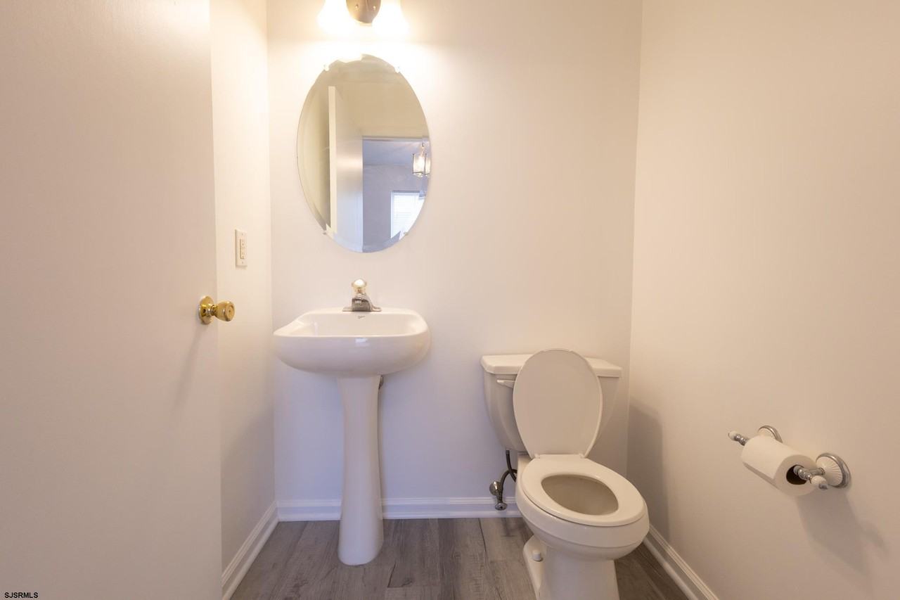 4 Millard Avenue - Photo 6 of 42