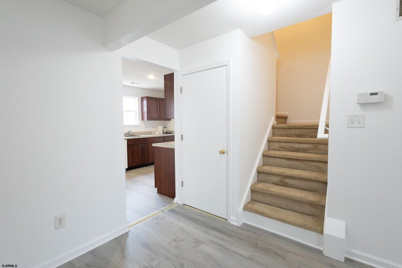 4 Millard Avenue - Photo 7 of 42