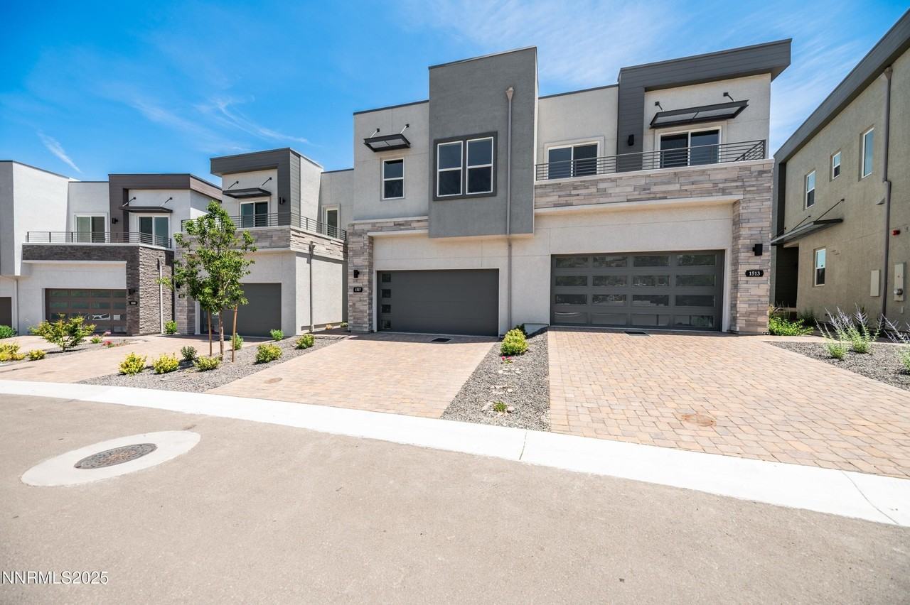 1517 Golf Club Drive