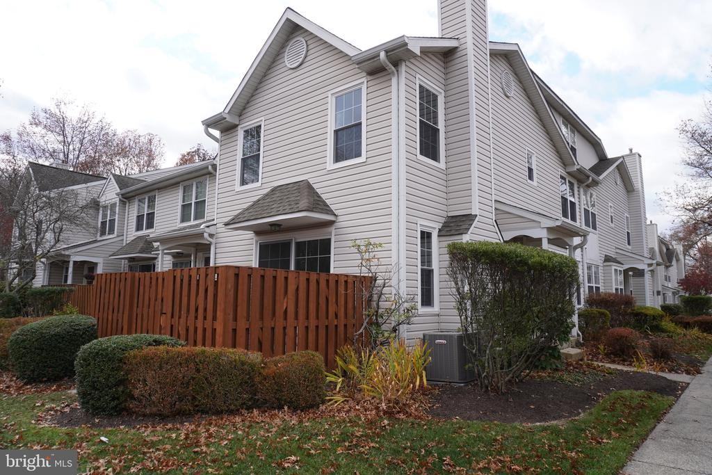 8107 Spruce Mill Drive - Photo 2 of 50