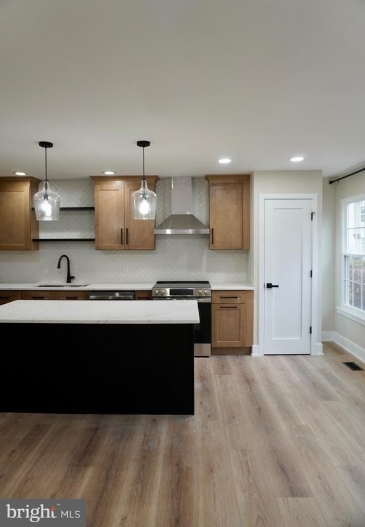 8107 Spruce Mill Drive - Photo 7 of 50